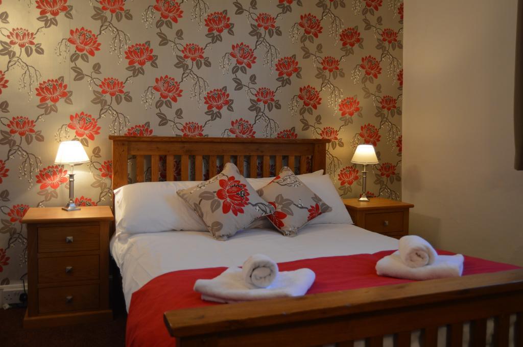The Crown Inn Hotel لونغ ميلفورد الغرفة الصورة